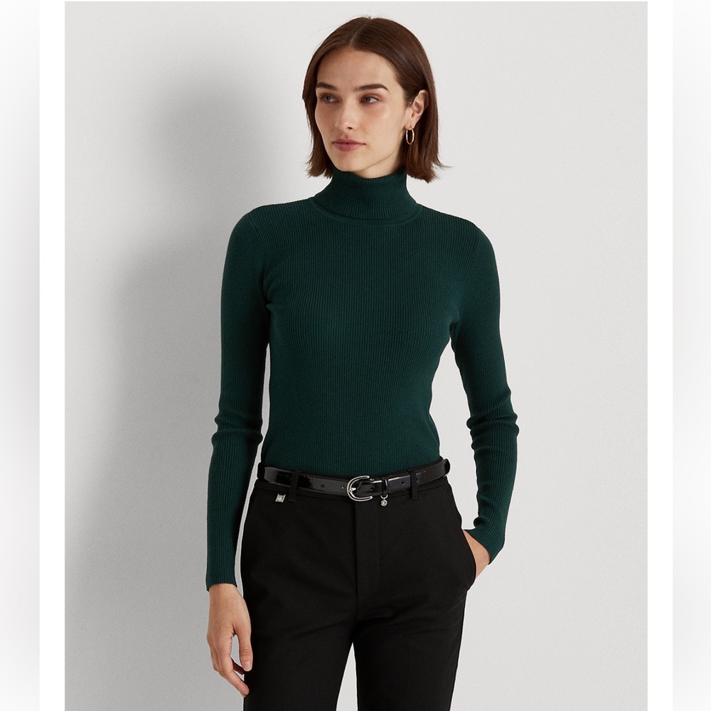 BRAND NEW Ralph Lauren Turtleneck Sweater in Green - Size S